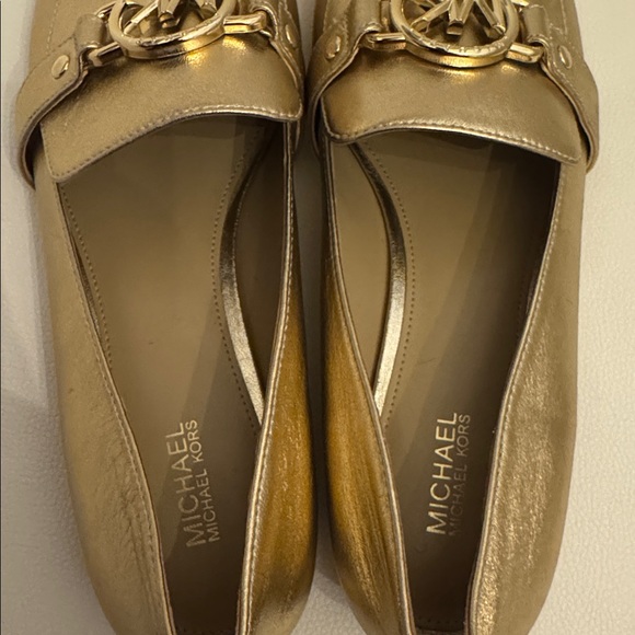 Micheal Kors Rory Leather Loafers In Metallic Gold Women's Size 8. NWOT. - Picture 2 of 6